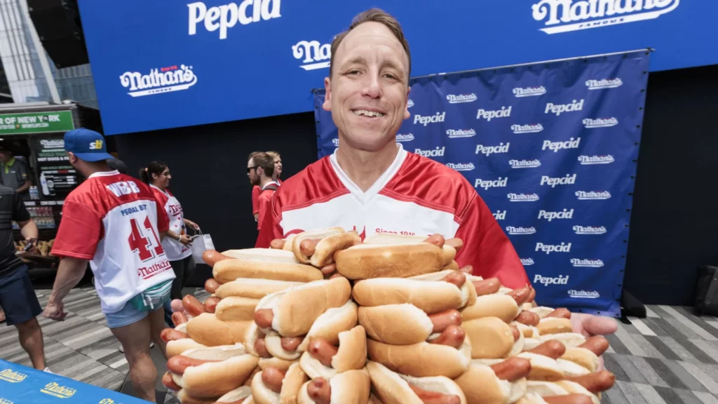 who is joey chestnut 5 things to know about the hot dog eating champion featured